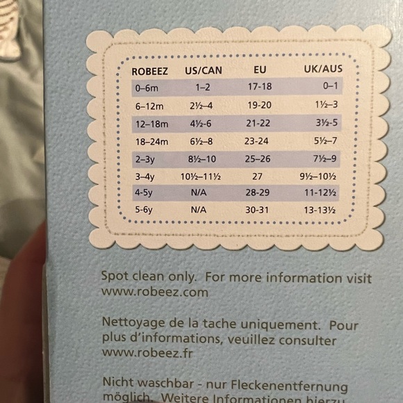 Robeez Claire Mary Jane 12-18mo white with flower accent leather shoe - Picture 7 of 13